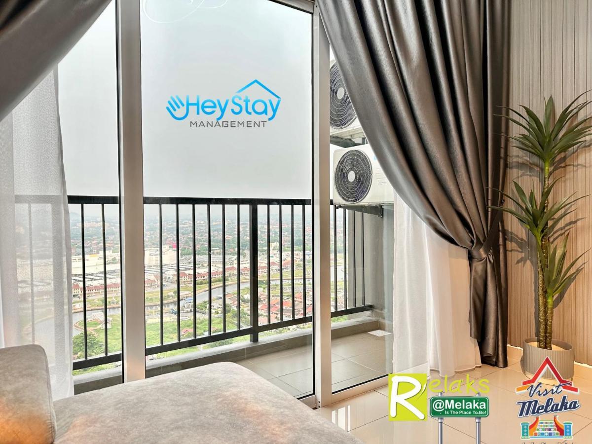 Novo 8 Residence Bachang By Heystay Management Kampong Tambak Экстерьер фото